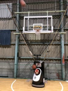 高槻のバスケットボールコートShooting Houseモルテンシューティングマシン（枚方・茨木からも至便）